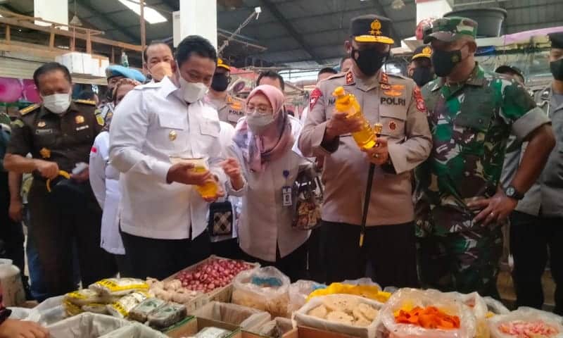 Kapolda Kalteng Cek Ketersediaan Bahan Pokok Jelang Ramadan